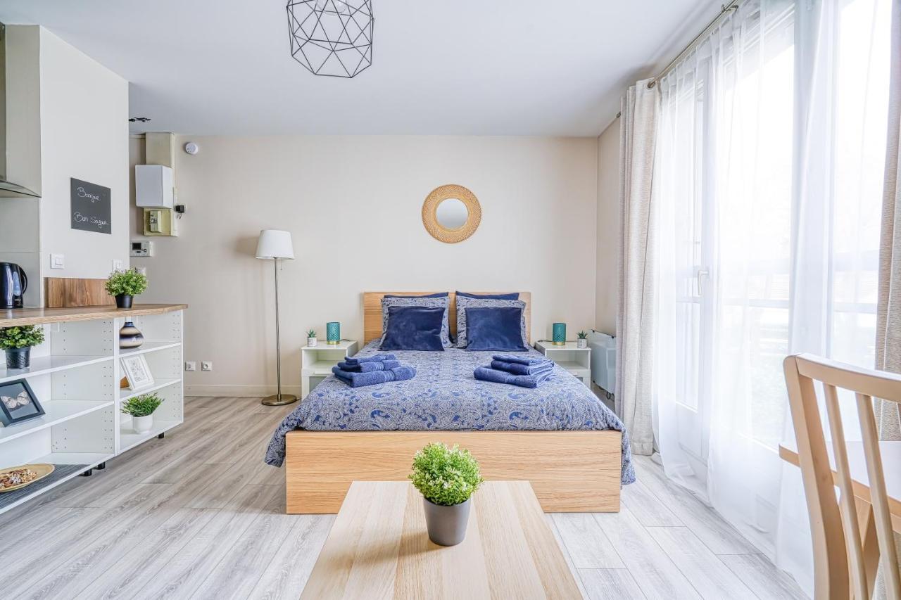 Logement Noah Courcouronnes المظهر الخارجي الصورة